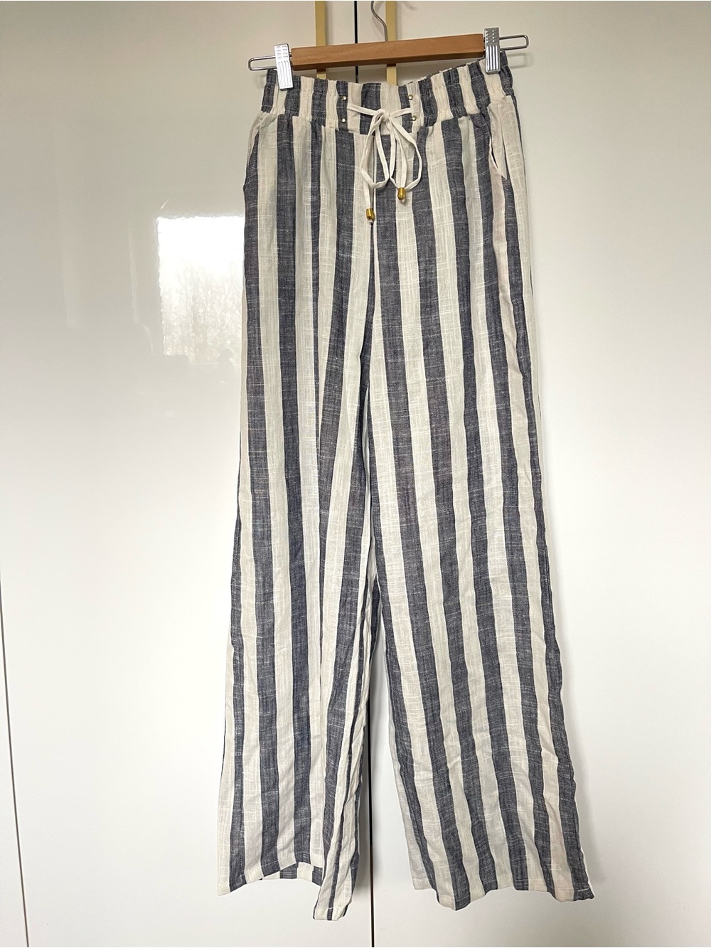 Indero linen blend striped pants small
